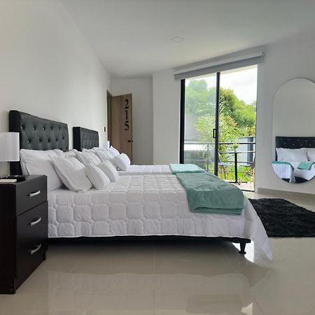 Hotel Boutique Ciudad Jardin Cali Kültér fotó